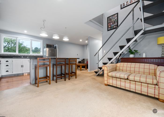  at 8 Foster Crescent, Belmont, Lower Hutt