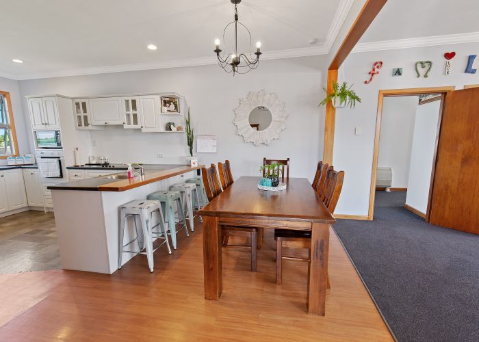 Free property data for 114 Ferry Road, Edendale homes.co.nz