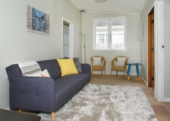  at 8 Whitehouse Road, Titahi Bay, Porirua