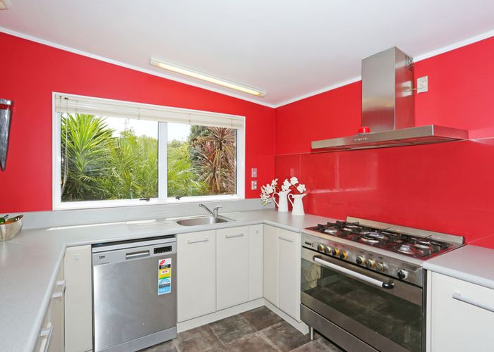  at 28 Kaiwaka Road, Waiuku, Waiuku