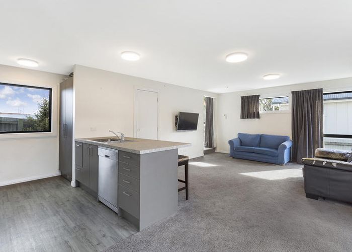  at 6 Agnew Street, North Dunedin, Dunedin