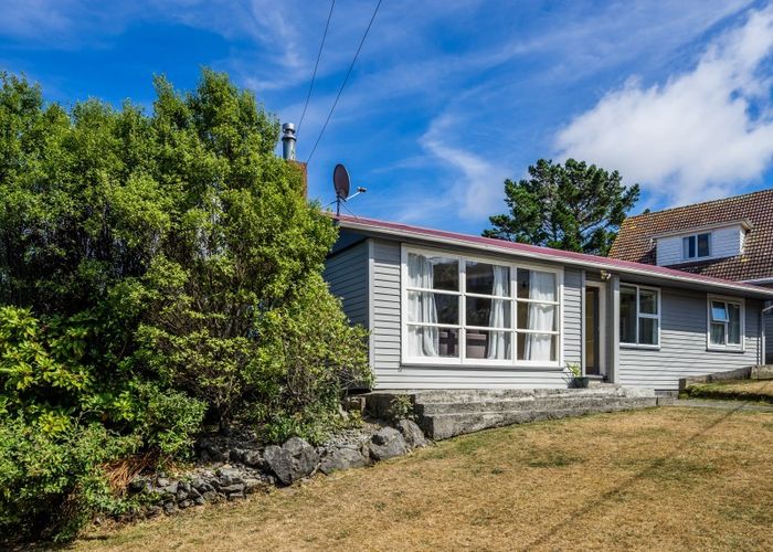  at 1 Dunmail Way, Newlands, Wellington