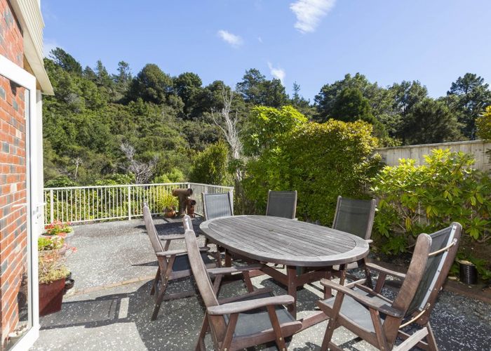  at 8 Sylvan Way, Silverstream, Upper Hutt