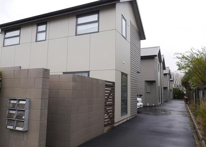  at 3/450 Barbadoes Street, Edgeware, Christchurch