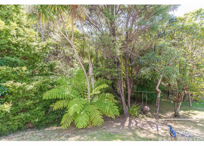  at 1 Lancewood Avenue, Titirangi, Auckland