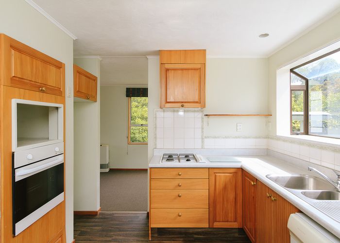  at 21 Viewmont Drive, Harbour View, Lower Hutt