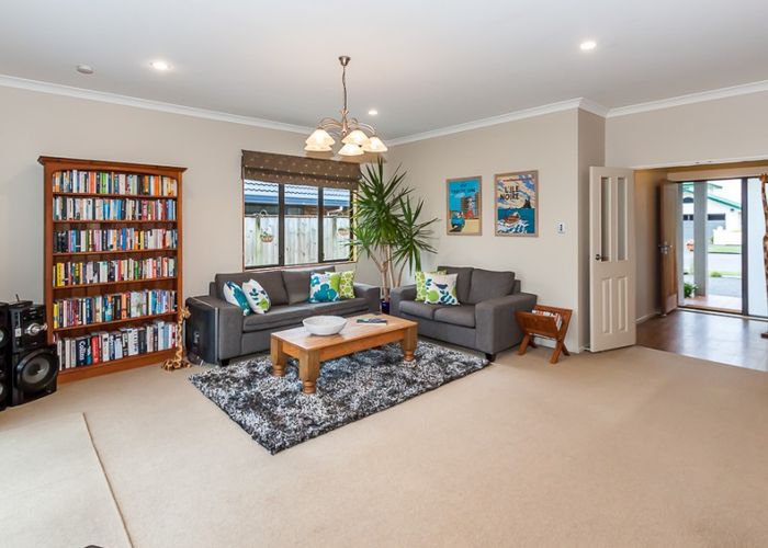 at 120 Ruapehu Drive, Fitzherbert, Palmerston North