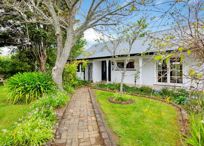  at 31 Mcrobbie Road, Papakura