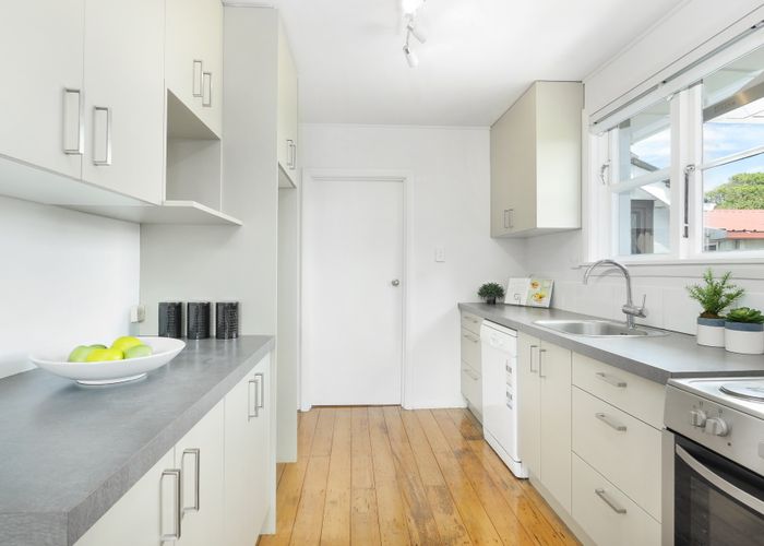  at 3 Bateman Avenue, Bryndwr, Christchurch
