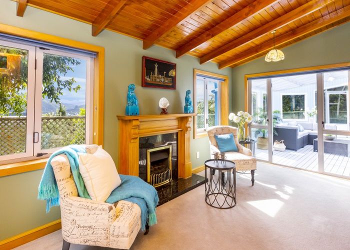  at 27 Seymour Grove, Kingsley Heights, Upper Hutt