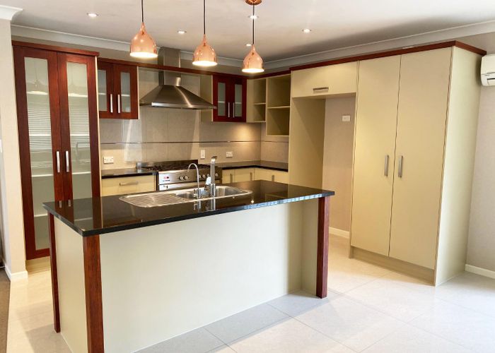  at 5 Amapur Place, Flat Bush, Auckland