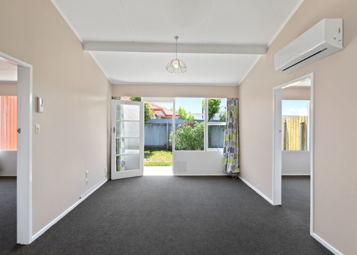  at 2/86 Weld Street, Redwoodtown, Blenheim