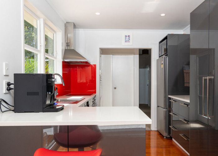  at 86 Universal Drive, Henderson, Auckland