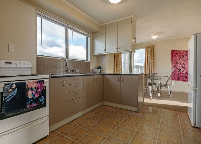  at 9 Colonial Place, Kelvin Grove, Palmerston North
