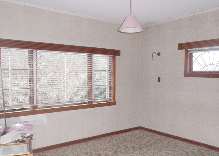  at 1 Olwyn Terrace, Dinsdale, Hamilton