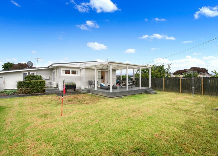  at 74 Forest Hill Road, Henderson, Auckland