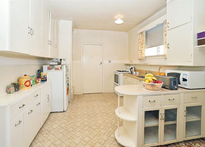  at 28 Normandy Avenue, Melville, Hamilton