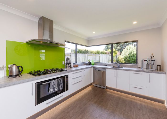  at 32 Washington Parade, Milson, Palmerston North