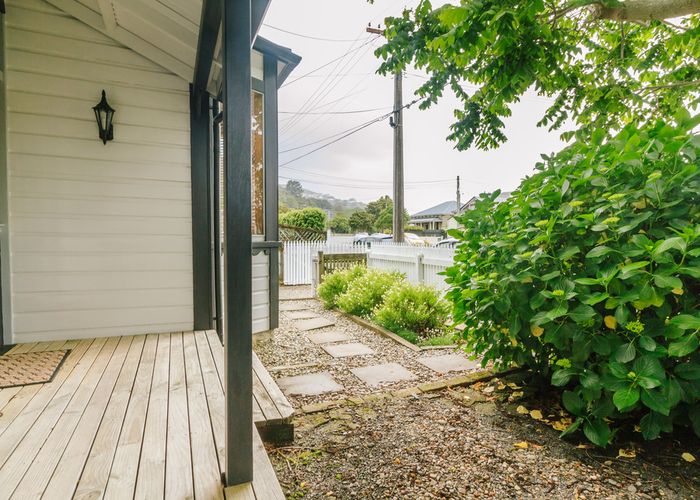  at 23 Riddlers Crescent, Petone, Lower Hutt