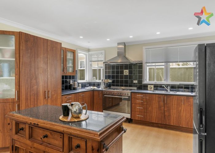  at 82 Oxford Terrace, Epuni, Lower Hutt