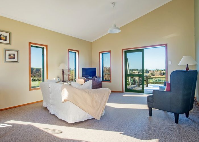  at 224 Riversdale Road, Riversdale Beach, Masterton