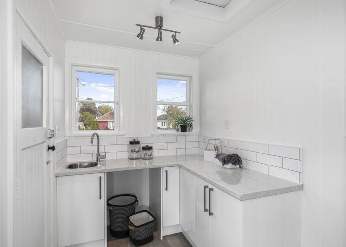  at 39 Peck Street, Taita, Lower Hutt