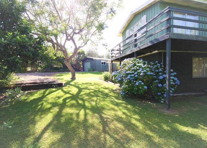  at 11 Fishermans Bend, Whiritoa, Waihi