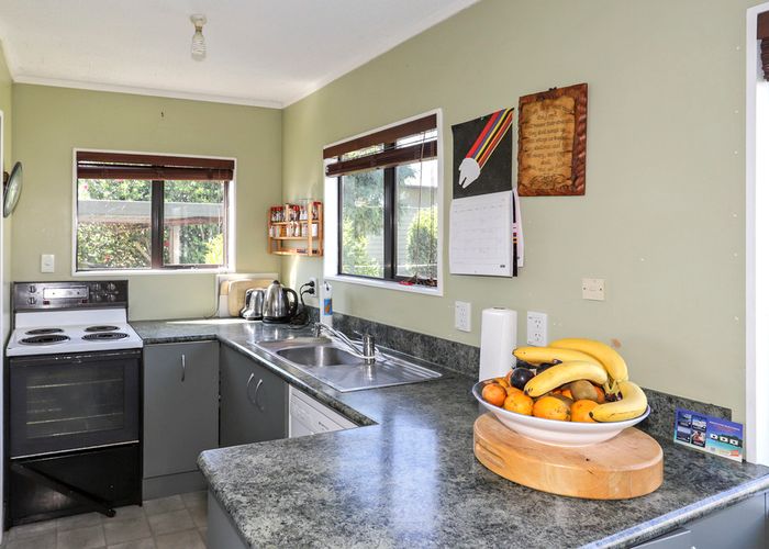  at 10A Te Arawa Place, Welcome Bay, Tauranga