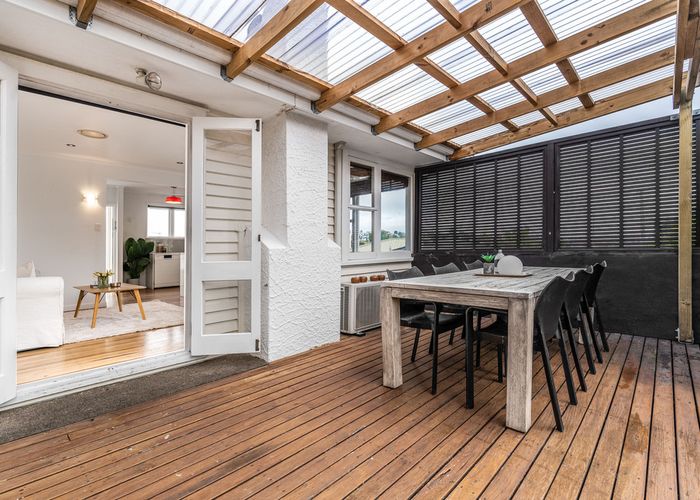  at 1/662 East Coast Road, Pinehill, Auckland