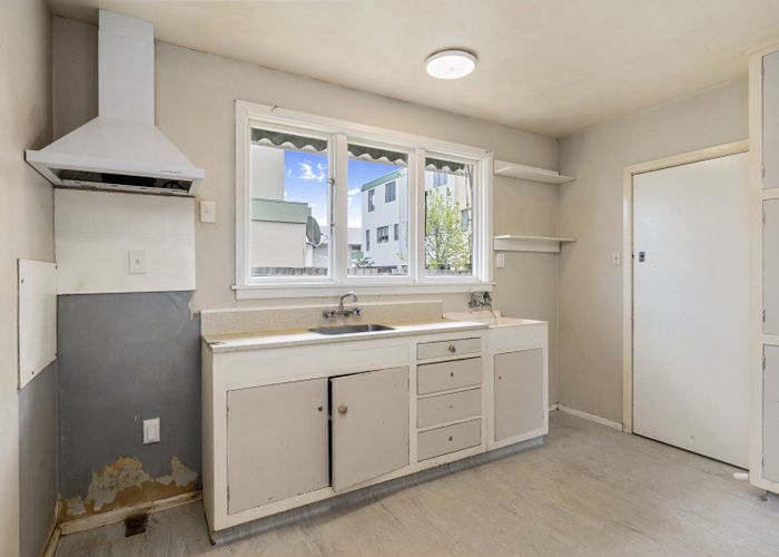  at 2/37 Matipo Street, Riccarton, Christchurch City, Canterbury