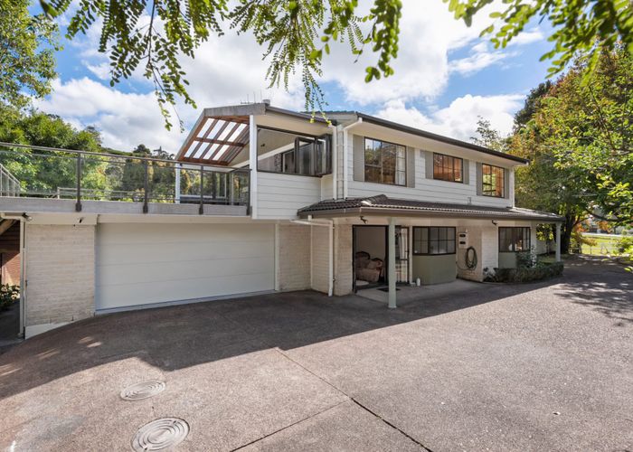  at 1210 Scenic Drive North, Swanson, Waitakere City, Auckland