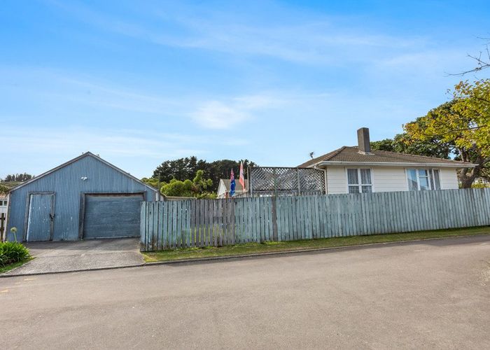  at 126 Corinna Street, Waitangirua, Porirua, Wellington