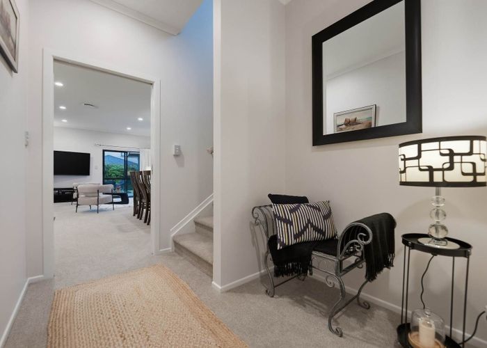  at 117 Flat Bush School Road, Flat Bush, Manukau City, Auckland