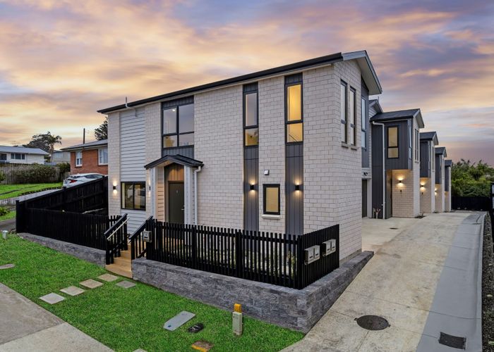  at 44A,B&C Andrew Road, Howick, Manukau City, Auckland