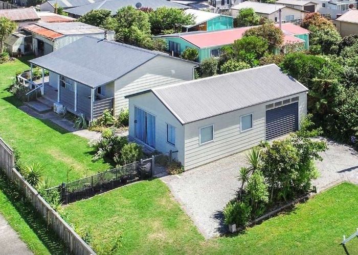  at 8 Cook Street, Carters Beach, Westport