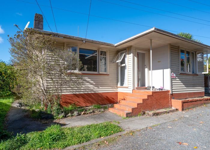  at 8C Bell Road, Western Heights, Rotorua, Bay Of Plenty