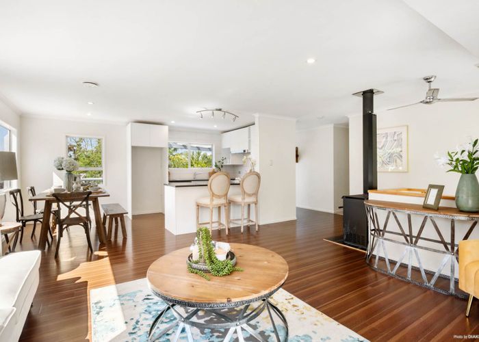  at 91 John Downs Drive, Browns Bay, Auckland