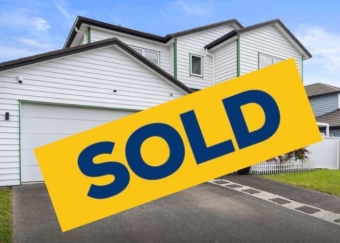  at 35 Pickaberry Avenue, Karaka, Papakura