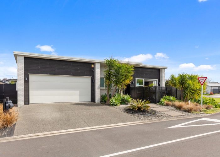  at 21 Jacob Street, Brookfield, Tauranga