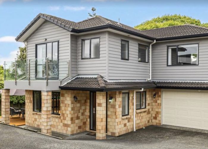  at 246 Hill Road, The Gardens, Auckland