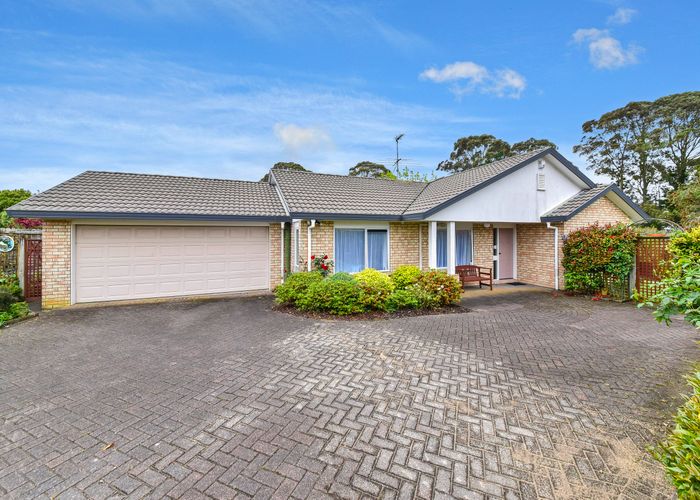  at 8A Sheriff Place, Randwick Park, Auckland