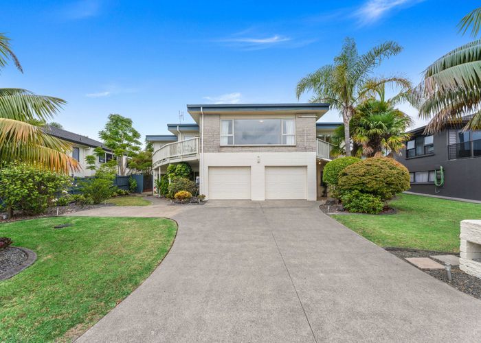  at 14 Clyside Avenue, Half Moon Bay, Auckland