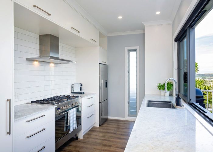 For sale 52 Simla Terrace, Hospital Hill, Napier, Hawke's Bay homes