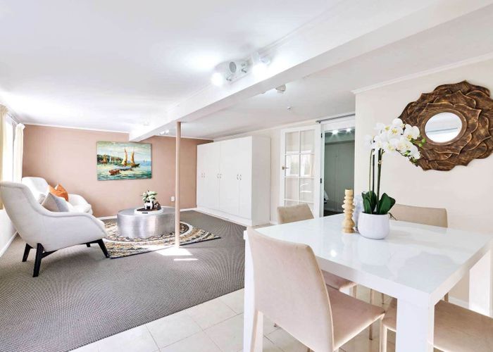  at 62 Lyons Avenue, Murrays Bay, Auckland