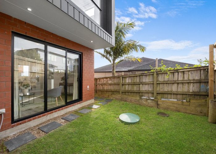  at 233 Great North Road, Henderson, Waitakere City, Auckland