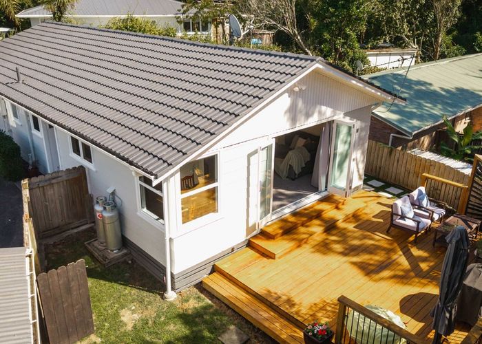  at 84 Helena Street, Massey, Waitakere City, Auckland