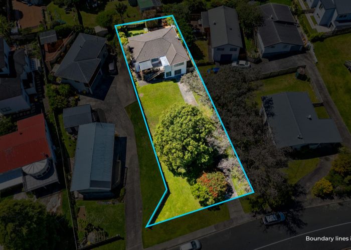  at 20 Halberg Street, Glenfield, North Shore City, Auckland