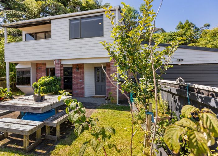  at 33 Beaumont Crescent, Frankleigh Park, New Plymouth, Taranaki