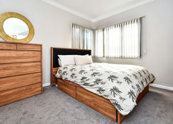  at 2/146 Shirley Road, Papatoetoe, Manukau City, Auckland