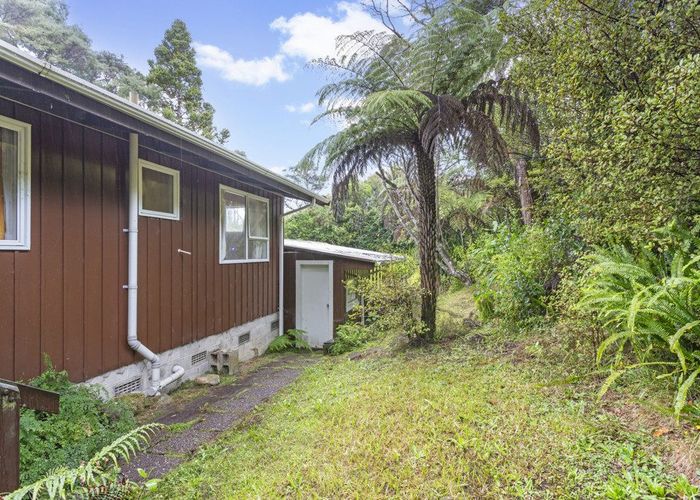  at 70 Rauhuia Crescent, Parau, Auckland